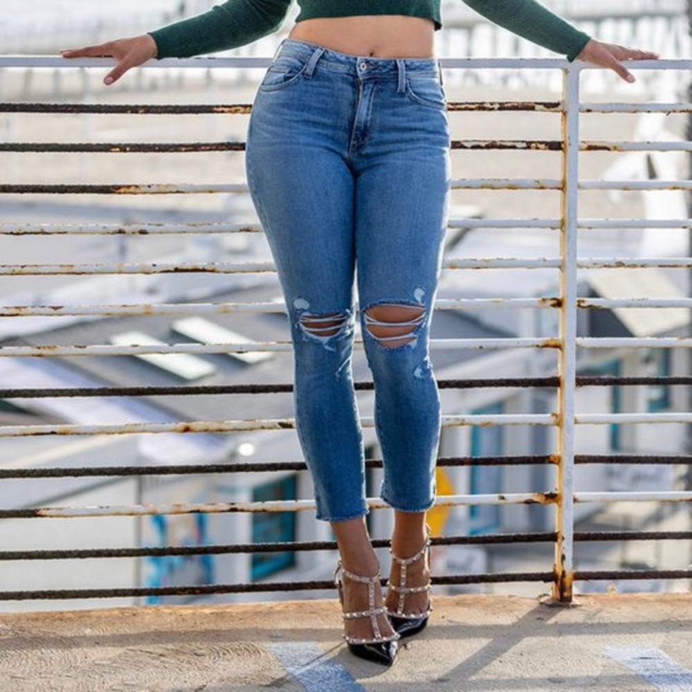 Fran Denim Clair Light wash straight leg crop jean
